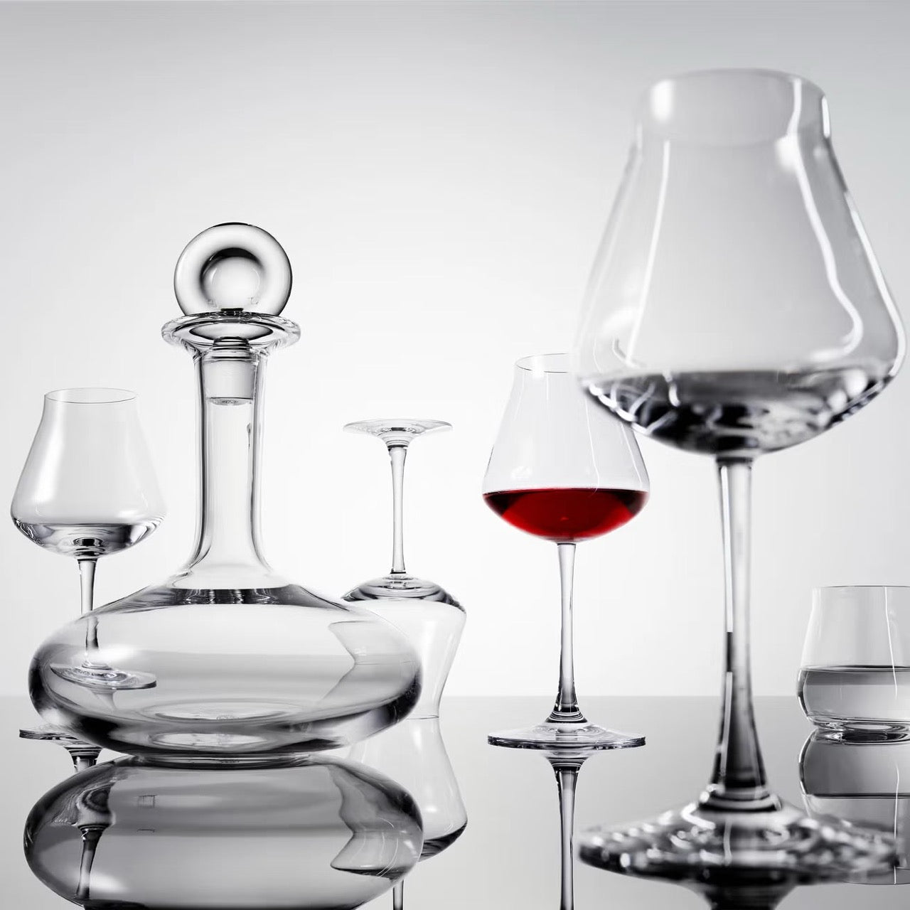 OENOLOGIE YOUNG WINE DECANTER