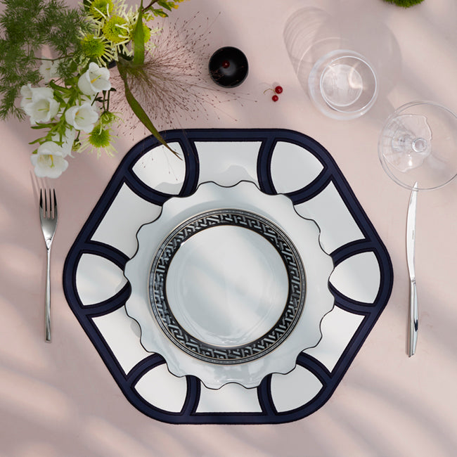 #color_white darkblue