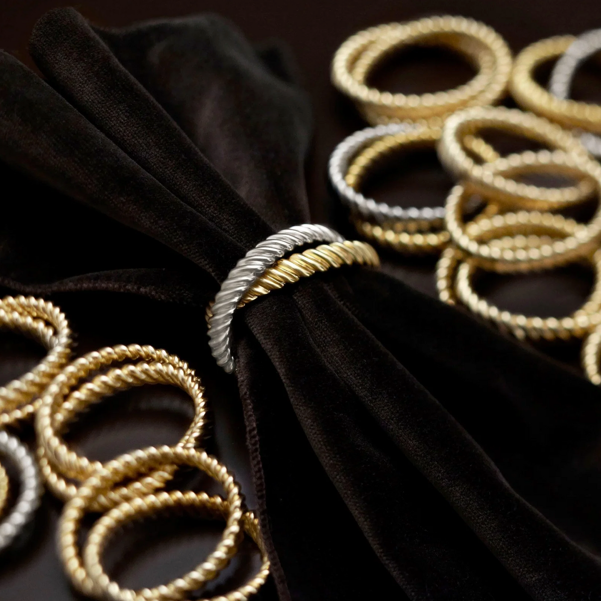 Deco Twist Jewels Napkin Rings - Set Of 4