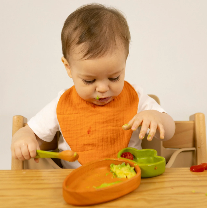 Cathy The Carrot Kids' Tableware Set: Plate & Spoon