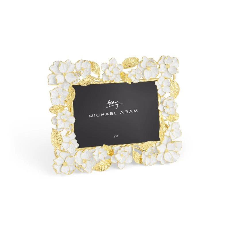 Gardenia Sculpted Frame