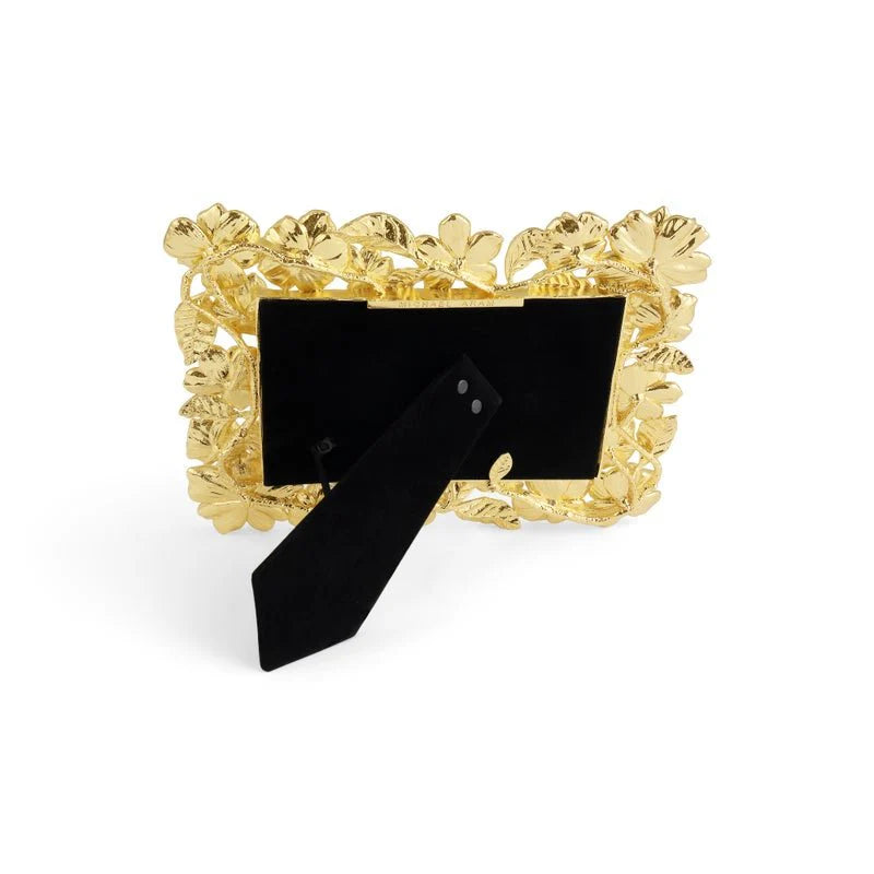 Gardenia Sculpted Frame