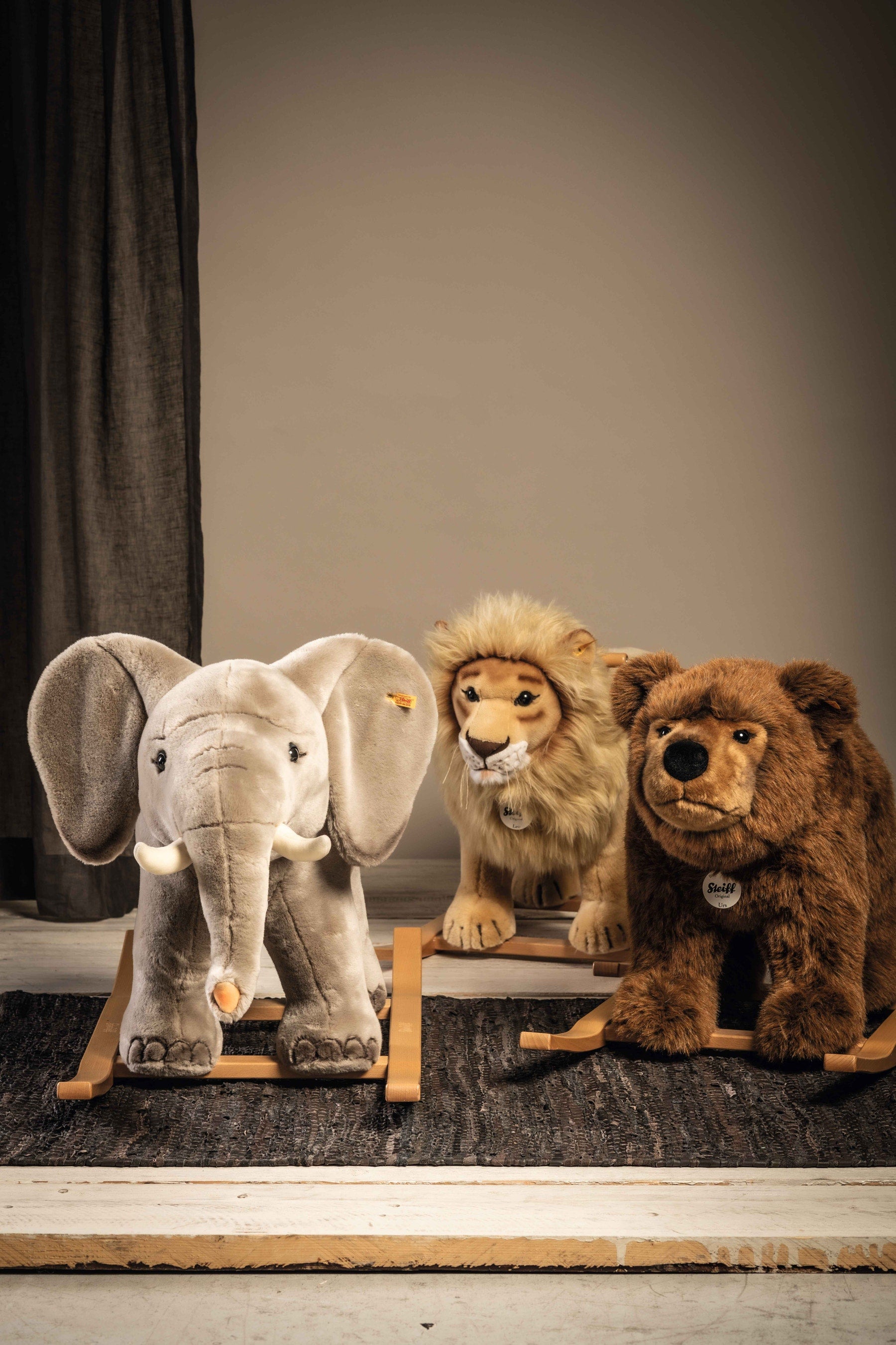 Rocking animal Leo lion