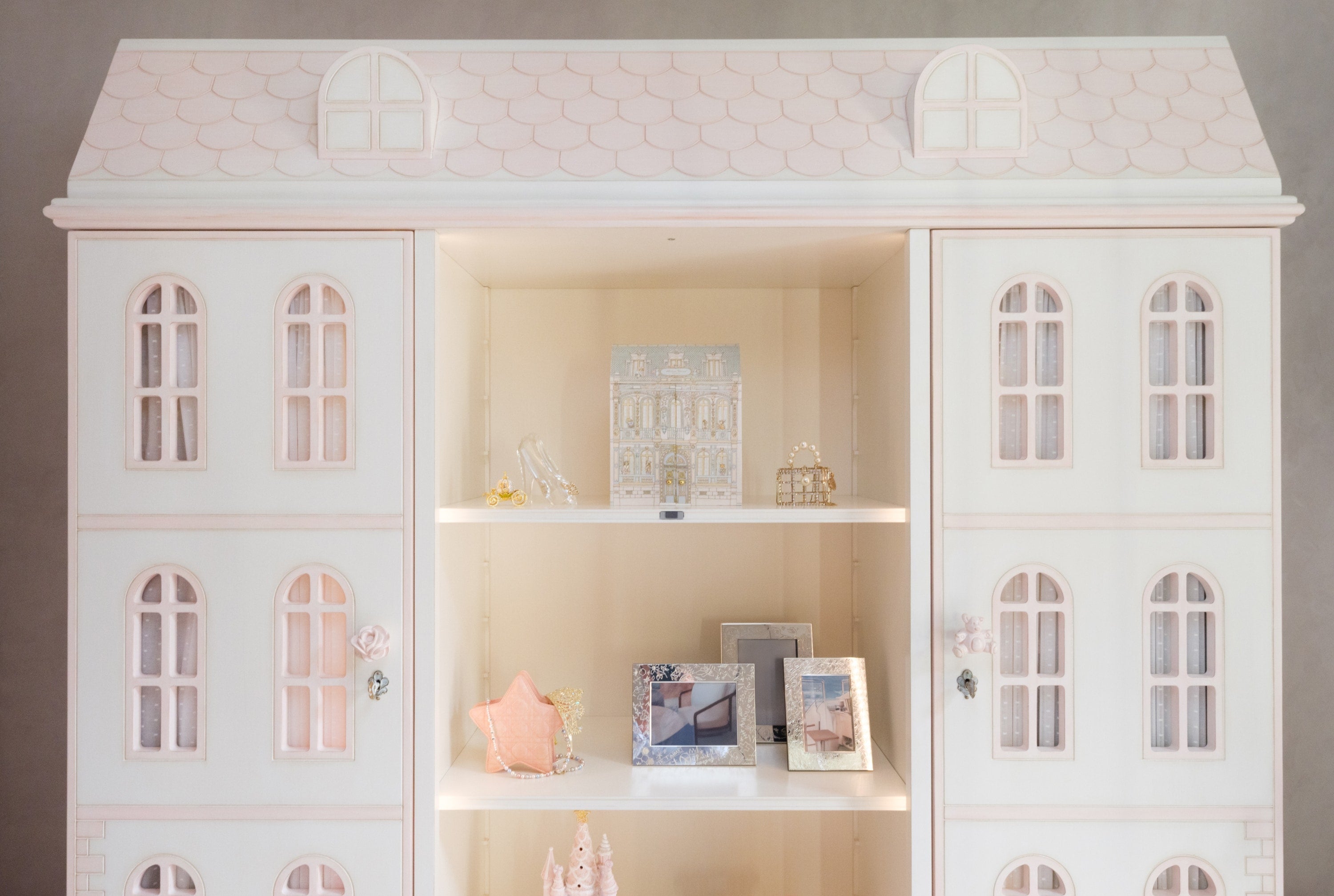 Dollhouse-Inspired Playroom