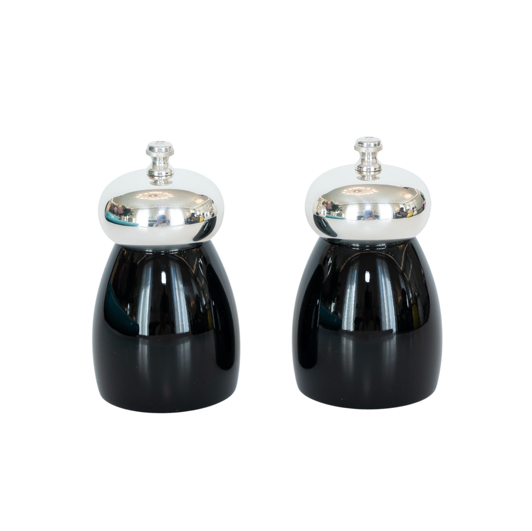 #color_black #size_small