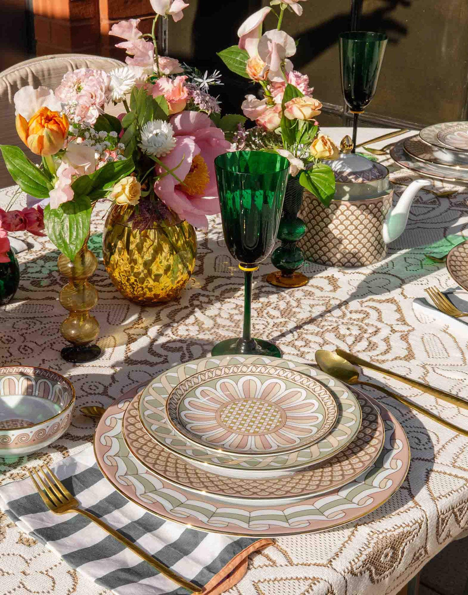 Poseidon Dusty Pink Charger Plate