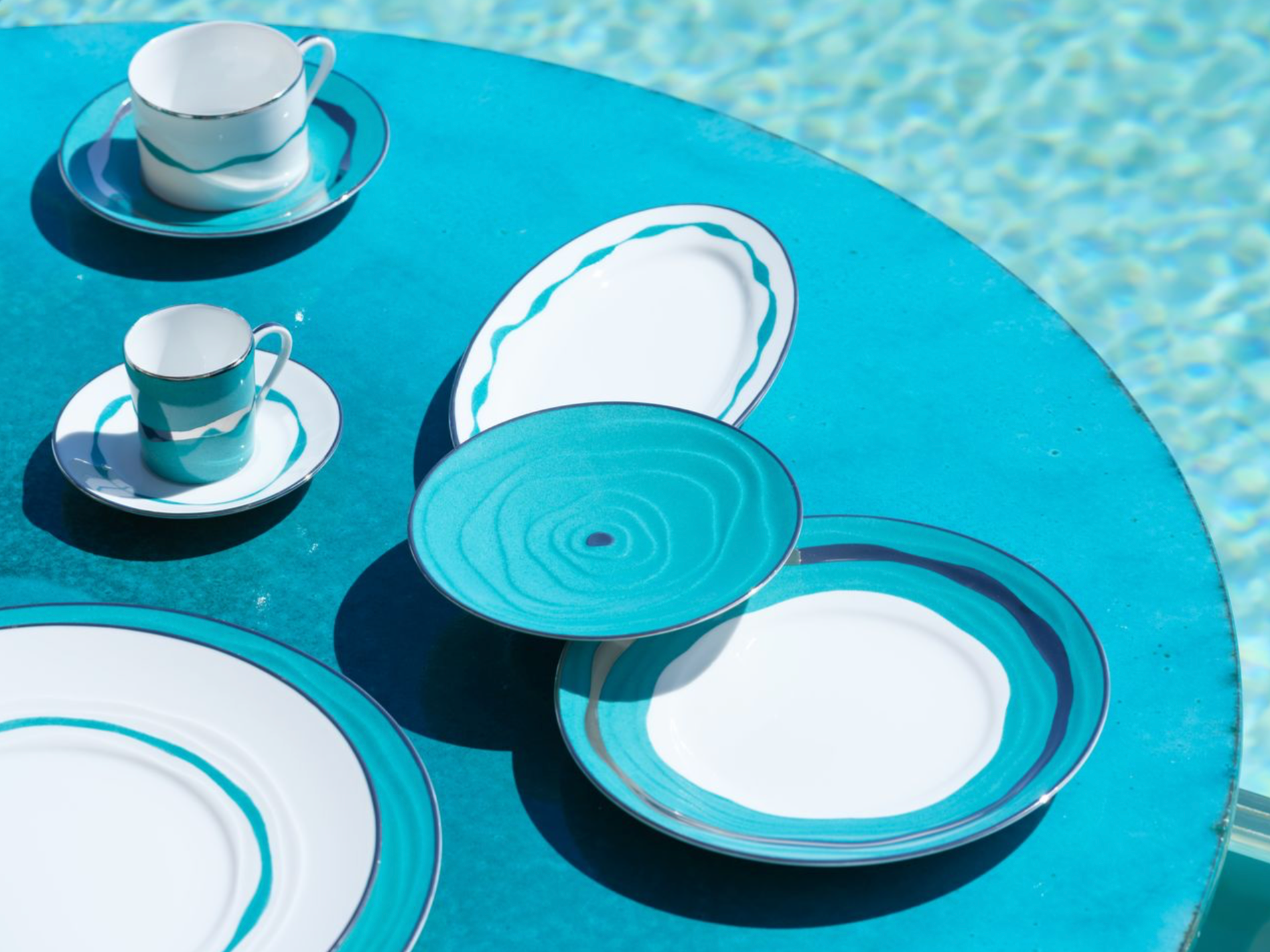 Onde Bread Plate