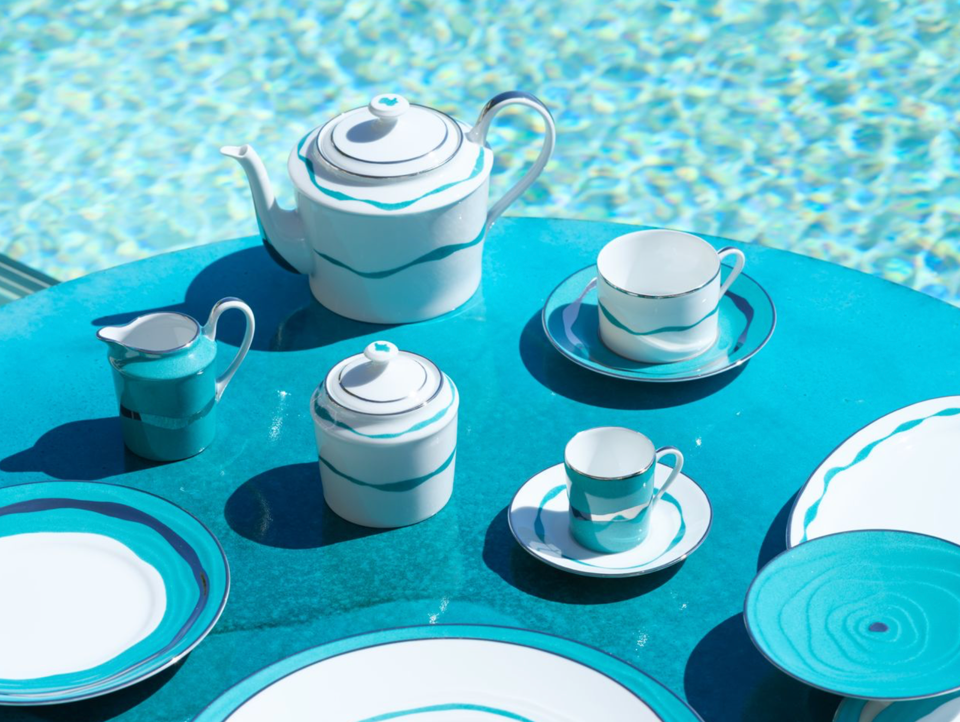 Onde Breakfast Cup & Saucer