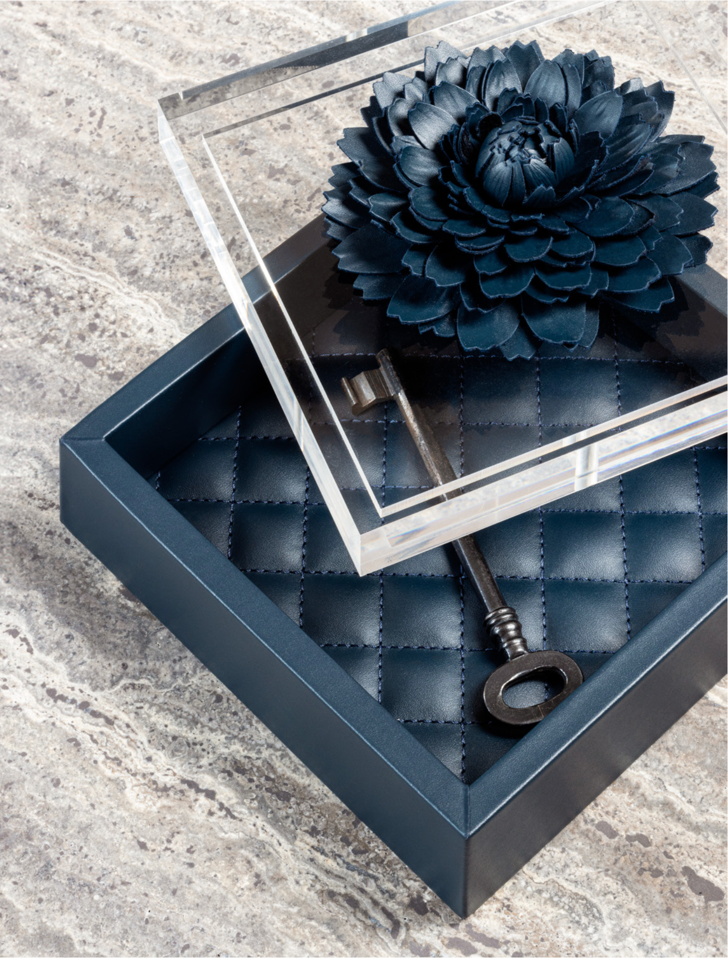 Fleur Dahlia Diamonds Square Box
