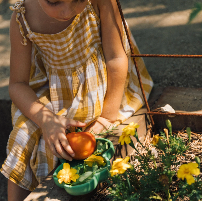 Kendall the Kale Kids' Tableware Set: Plate & Spoon