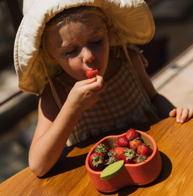 Pepa the Apple Kids' Tableware Set: Bowl & Spoon