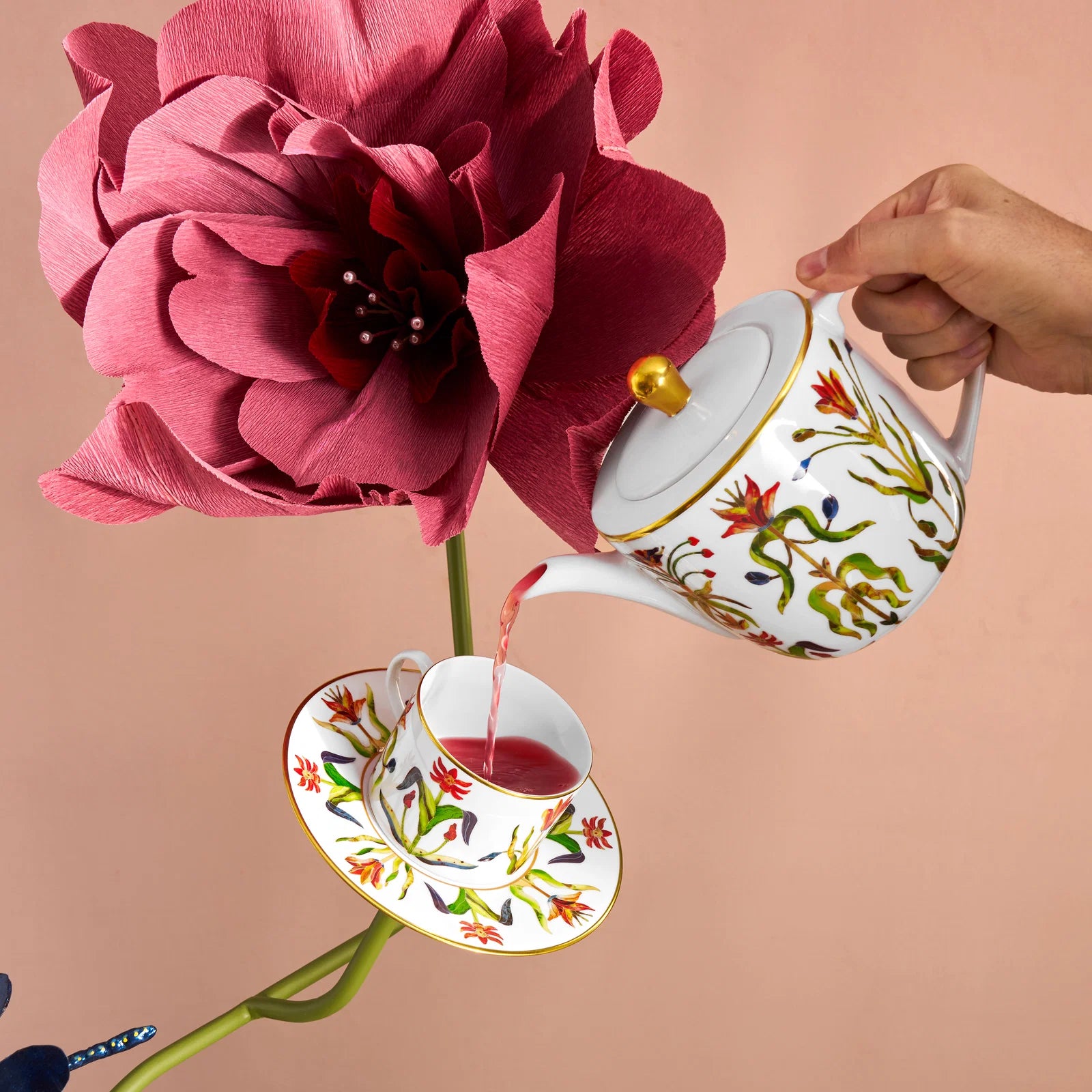 Grand Tour Teapot